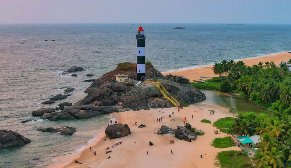 Kaup Beach Lighthouse
